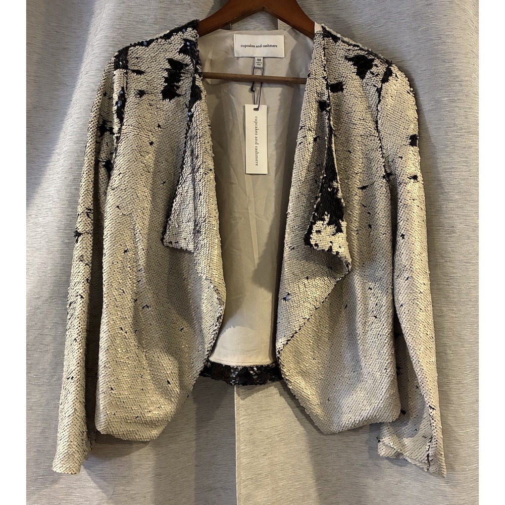 Cupcakes & Cashmere Sequin Jacket‎ Womens Size XS Black & Beige NWT
